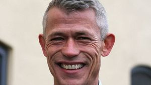 Soren%20Harding.300x169.jpg