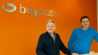 Mads Henriksveen og Harald Størseth ved Buypass’ kontor