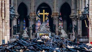Mangel på kvalifiserte fagfolk kan forsinke gjenoppbyggingen av Notre-Dame