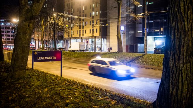 Næringsministeren vil ha taxiapper for å få ned prisene