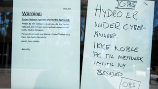 Norsk Hydro varslet alle sine ansatte om ikke å slå på pc-en. (Arkivfoto)