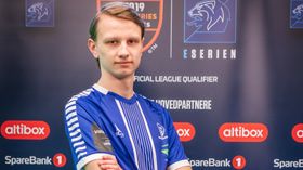Håvard Hoel Paulsrud kjemper for at Sarpsborg 08 skal nå sluttspillet