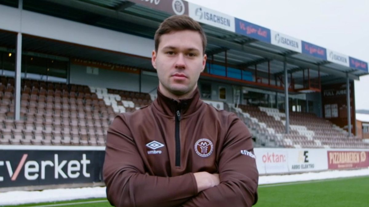 Når ble den første online dating tjeneste Startkvinne dating et tre