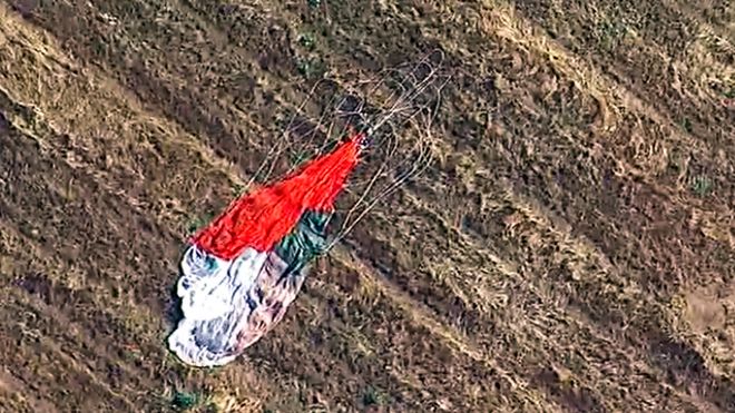 Amerikansk F-16 styrtet i bygning