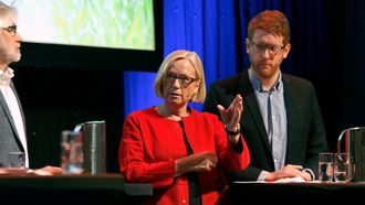 Landsmøtet til PBL - politisk debatt. Trude Teige, Mathilde Tybring-Gjedde, Hans Fredrik Grøvan, Jon Gunnes, Marit Arnstad, Martin Henriksen, Anne Lindboe og Audun Lysbakken.