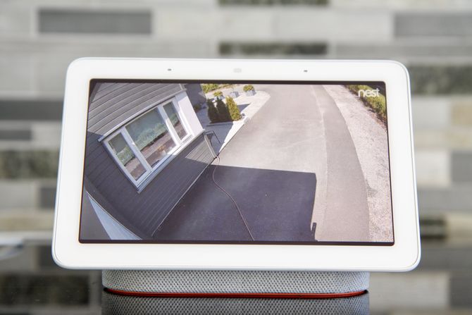 Du kan få Nest Hub til å vise bilde fra Nest-kameraene.