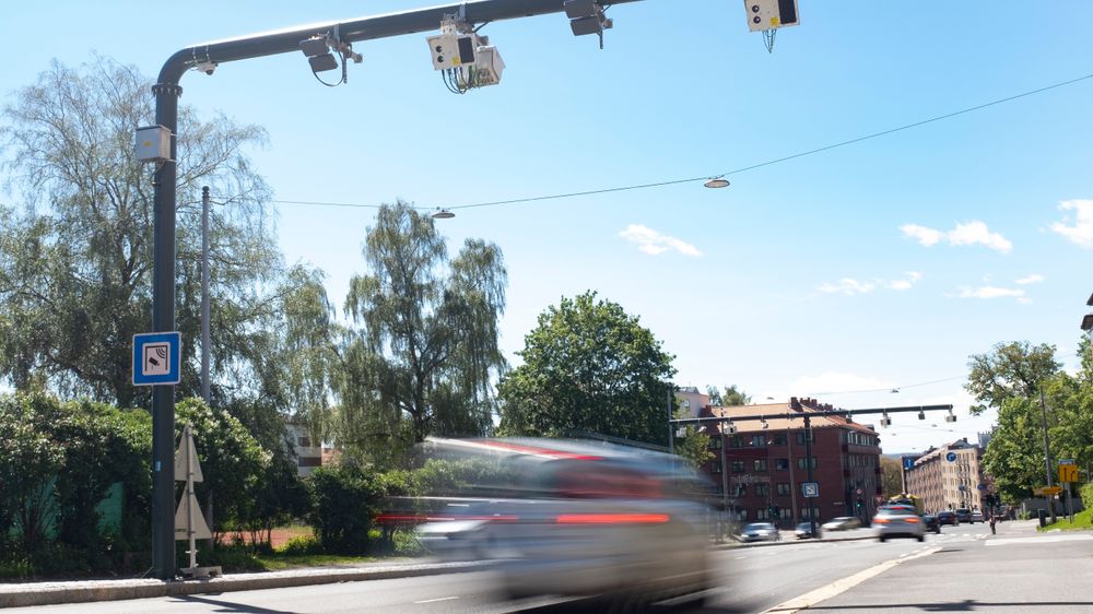Det kan bli enda flere bomstasjoner eller høyere priser på bomstasjonene for å finansiere ny E6 i Oslo øst.