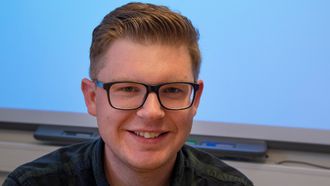 Espen Amundrud Solhaug, redaktør for Totenidag.