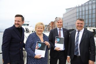 Regjeringen viste styrke da Handlingsplan for grønn skipsfart ble lagt fram 20. juni: Utviklingsminister Dag-Inge Ulstein, statsminister Erna Solberg, klima- og miljøminister Ola Elvestuen og olje- og energiminister Kjell-Børge Freiberg.