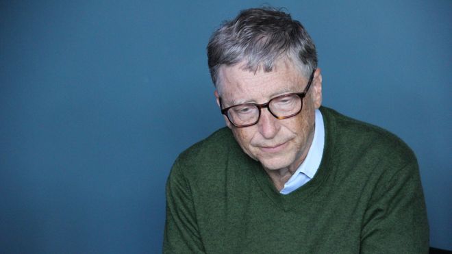 Bill Gates under 2018 Berkshire Hathaway Sunday.