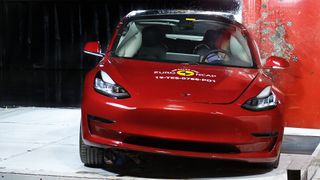 Euro NCAP har testet Tesla Model 3: «Perfect score»