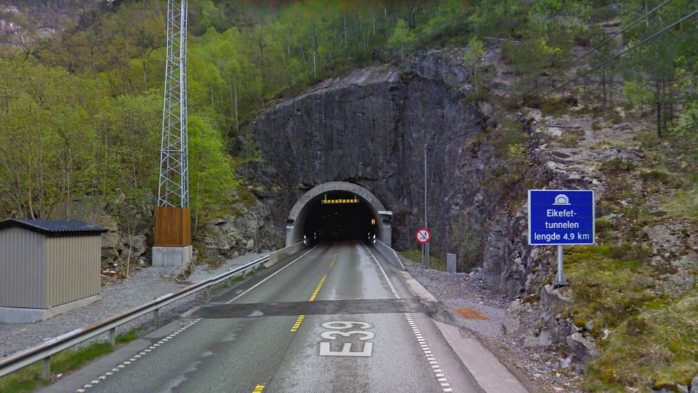 Eikefettunnelen i Lindås er 4,9 kilometer lang.