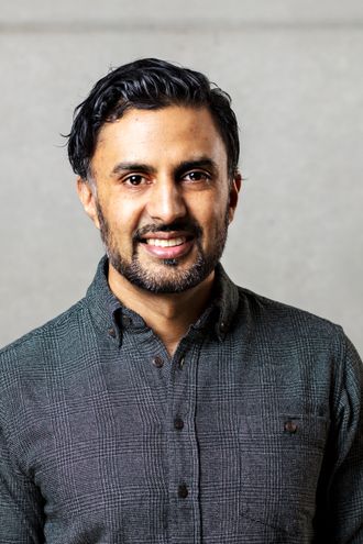 Wasim Zahid, lege og forfatter