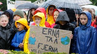 23. mai 2019 gikk 10.000 barn og unge til klimastreik over hele landet. Dette bildet er tatt foran Stortinget i Oslo.