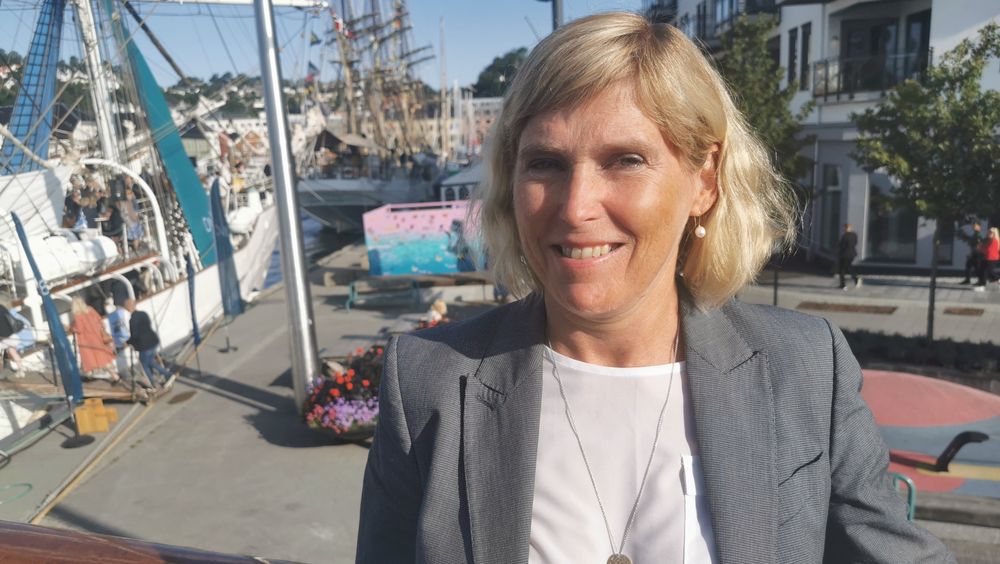 Gassnova-direktør Trude Sundset, her om bord på M/S Sandnes tirsdag morgen. Hun mener månelandingen på Mongstad var en suksess, selv om det ikke ble som planlagt.