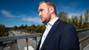 Bomselskapenes kostnader stiger - bruker penger på «fest og moro», mener Dale