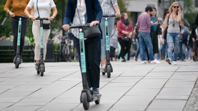 Oslo kommune kutter kraftig ned på antall el-sparkesykler.