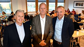 Tirsdag åpnet barnehagelærerstudiet ved Høgskolen i Kristiansund. Jøran Gården (fra venstre), Hans-Jørgen Leksen og Kjell Neergaard.