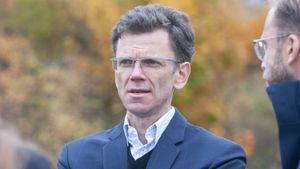 /2477/2477529/Petter-B%C3%B8rre-Furberg_1835.300x169.jpg