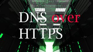 Teksten DNS over HTTPS foran et bilde fra et datasenter.