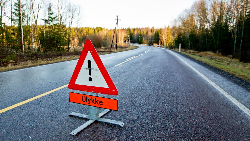 Sjansen for å bli drept eller alvorlig sladd er 80 prosent høyere på en riksvei enn på en fylkesvei, ifølge nye tall.