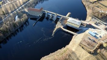 Forshuvud-kraftverket i Dalarna har fått 5 MW batterier.