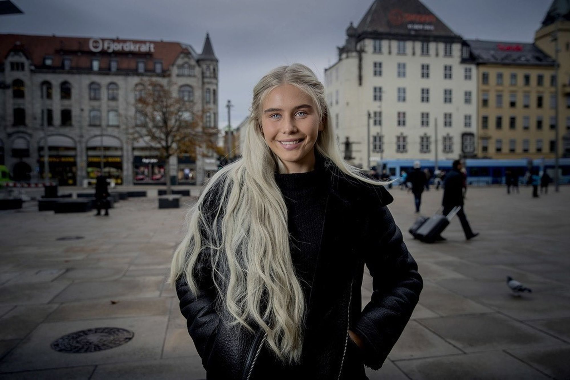 Amalie Snøløs blir programleder for «jakten på Norges beste lag i FIFA» på Dplay - Medier24.no