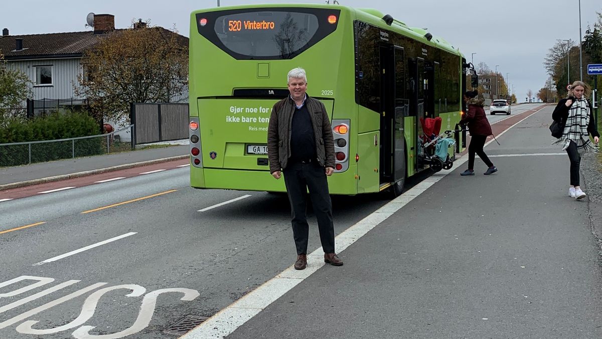 NYHETER Kritisk til fjerning av busslommer Oavis no