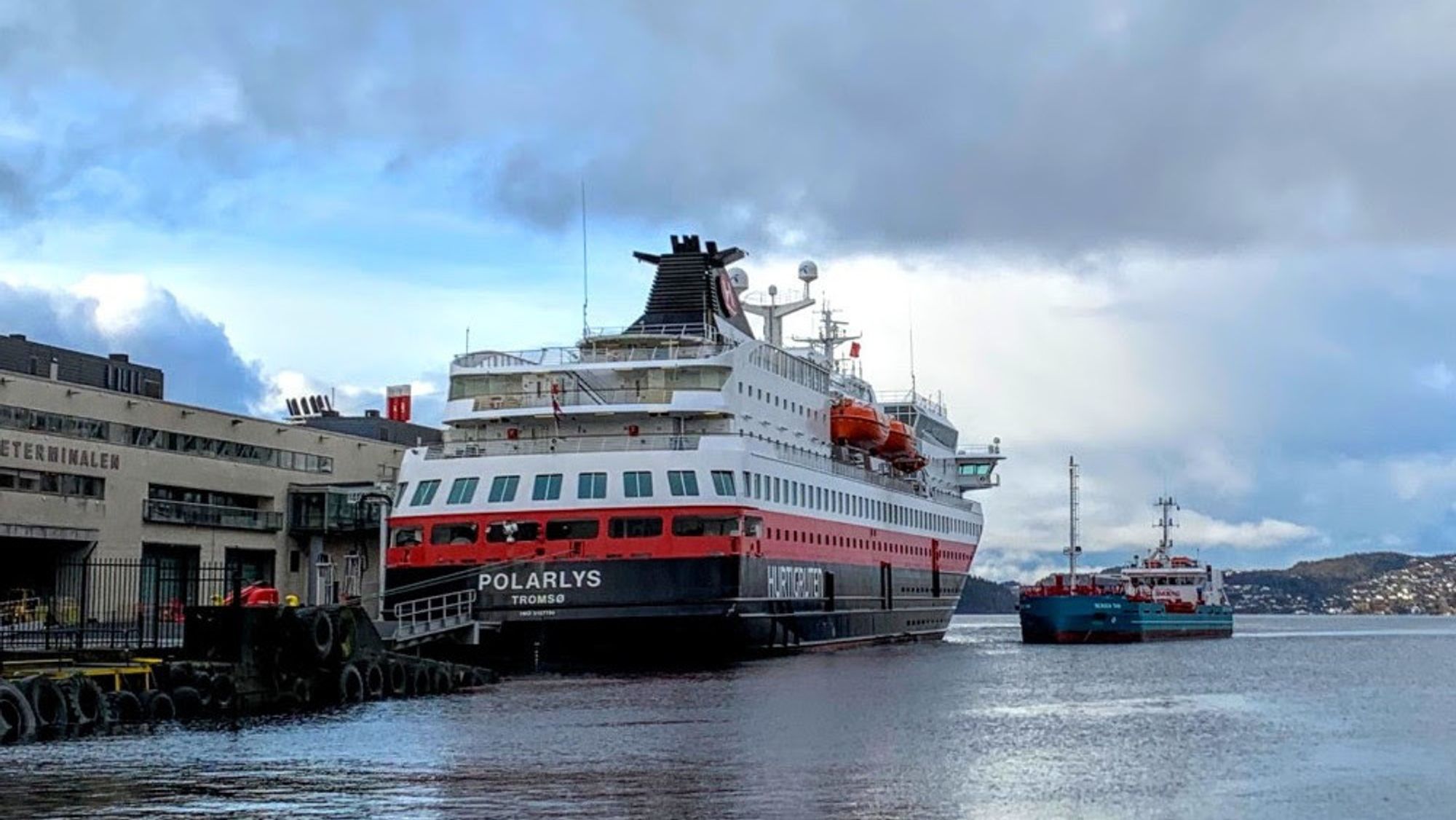 Hurtigruteskipet Polarlys testet biodiesel denne uken.