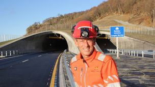 Prosjektlederen forteller: Etter 6,5 mill arbeidstimer, åpnes 53 kilometer tunnel