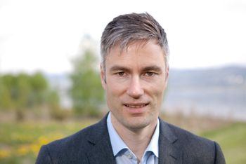 Espen Olsen, informasjonssjef i Toyota Norge.