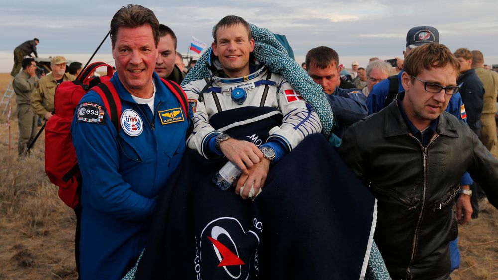 Før Andreas Mogensen ble astronaut og kunne ta på seg romdrakten, var han blant annet ingeniør på en oljeboreplattform i Kongo.