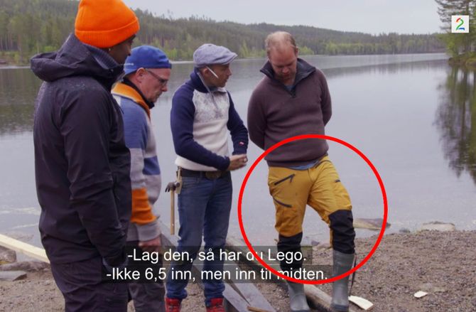 FARMEN KJENDIS: Lundhags er utstyrsleverandør til Farmen-deltakarane, her illustrert ved buksa til Mímir Kristjánsson.