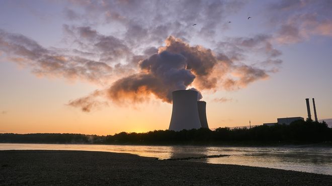 Dersom Equinor gjør alvor av sine planer om utslipp, vil andre kunne følge etter. Det betyr også økt satsing på alternative energikilder, som sol, vind - og kanskje kjernekraft, skriver innsender