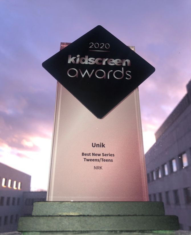 NRK Supers dokumentarserie Unik har vunnet Kidscreen Awards for beste nye serie
for tweens/tenåringer.