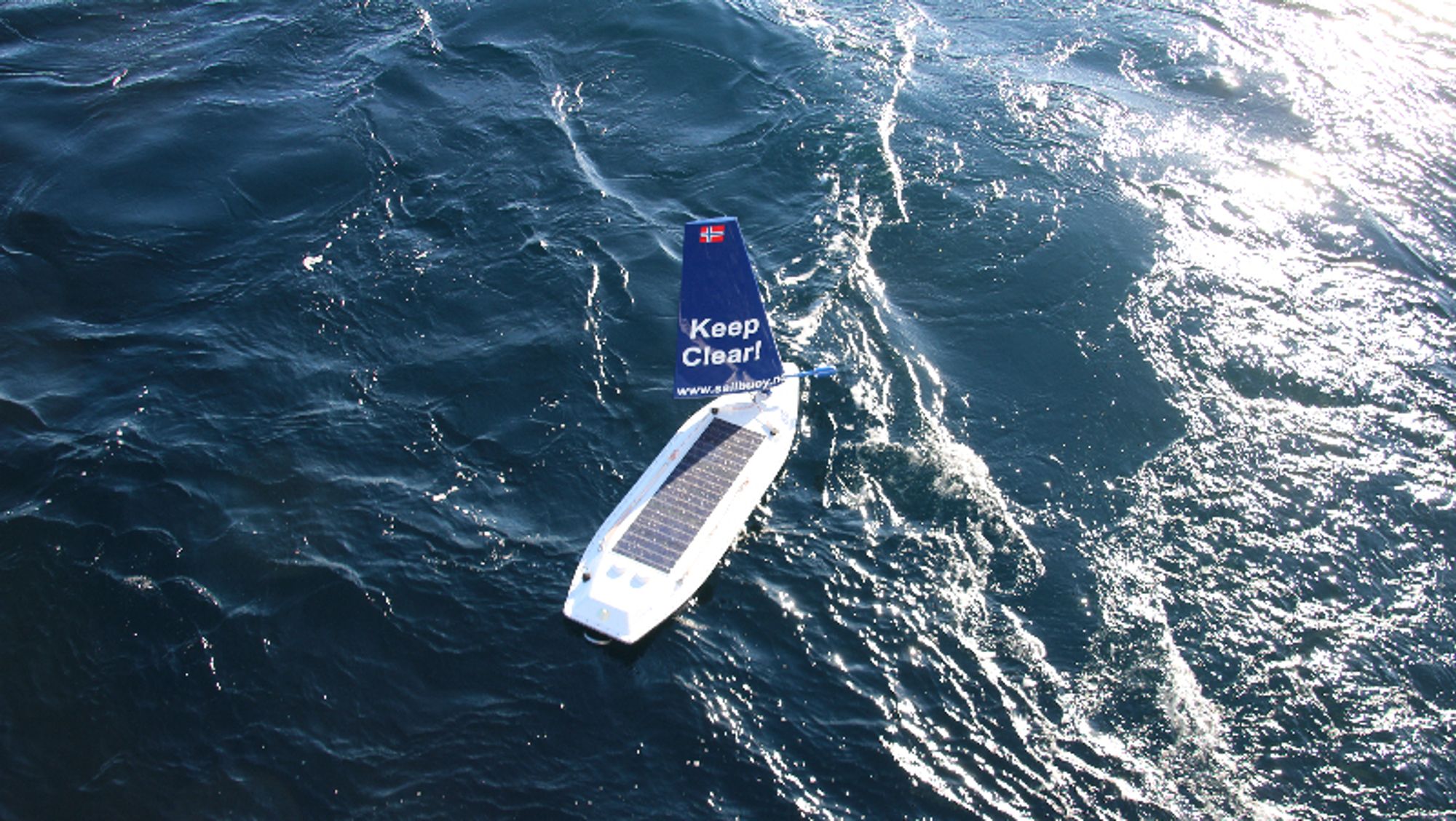 Sailbuoys drone brukes nå av Aker Biomarine til å lete etter krill i Sørishavet.