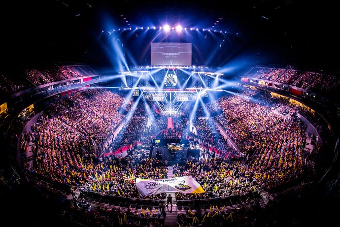 ESL er verdens størst e-sport-selskap. Siden opprettelsen i 2000 har ESL forandret industrien gjennom utallige turneringer, både online og offline. Selskapet drifter store internasjonale ligaer og turneringer som ESL One, Intel Extreme Masters, ESL Pro League og andre store stadion-turneringer.
