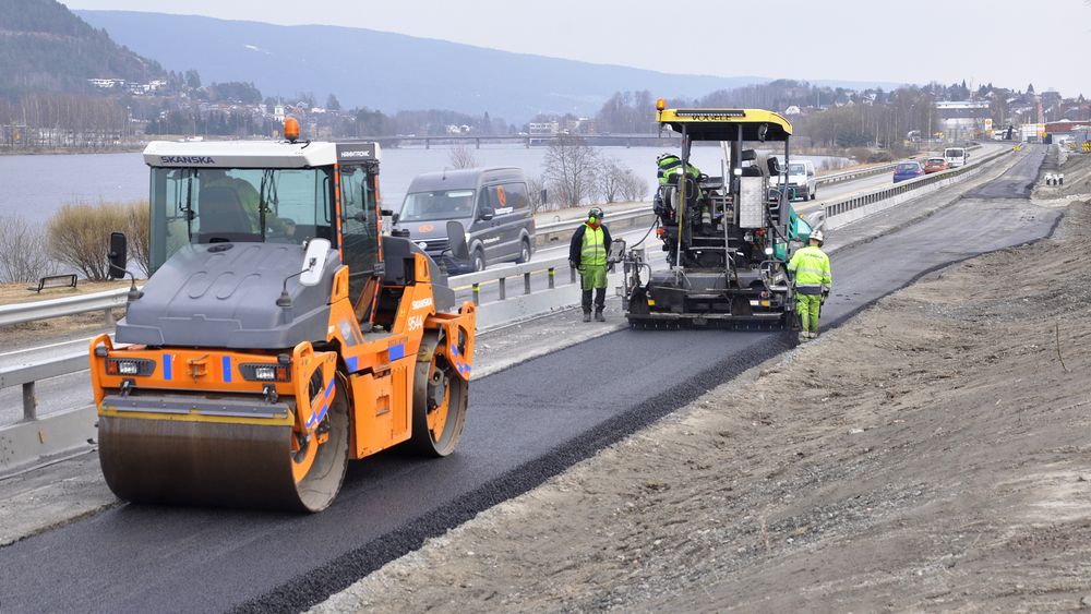 E134 mellom Mjøndalen og Langerud blir ferdig fem måneder før planen.