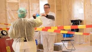Haukeland sykehus bygger eget koronalaboratorium – tidobler testkapasiteten