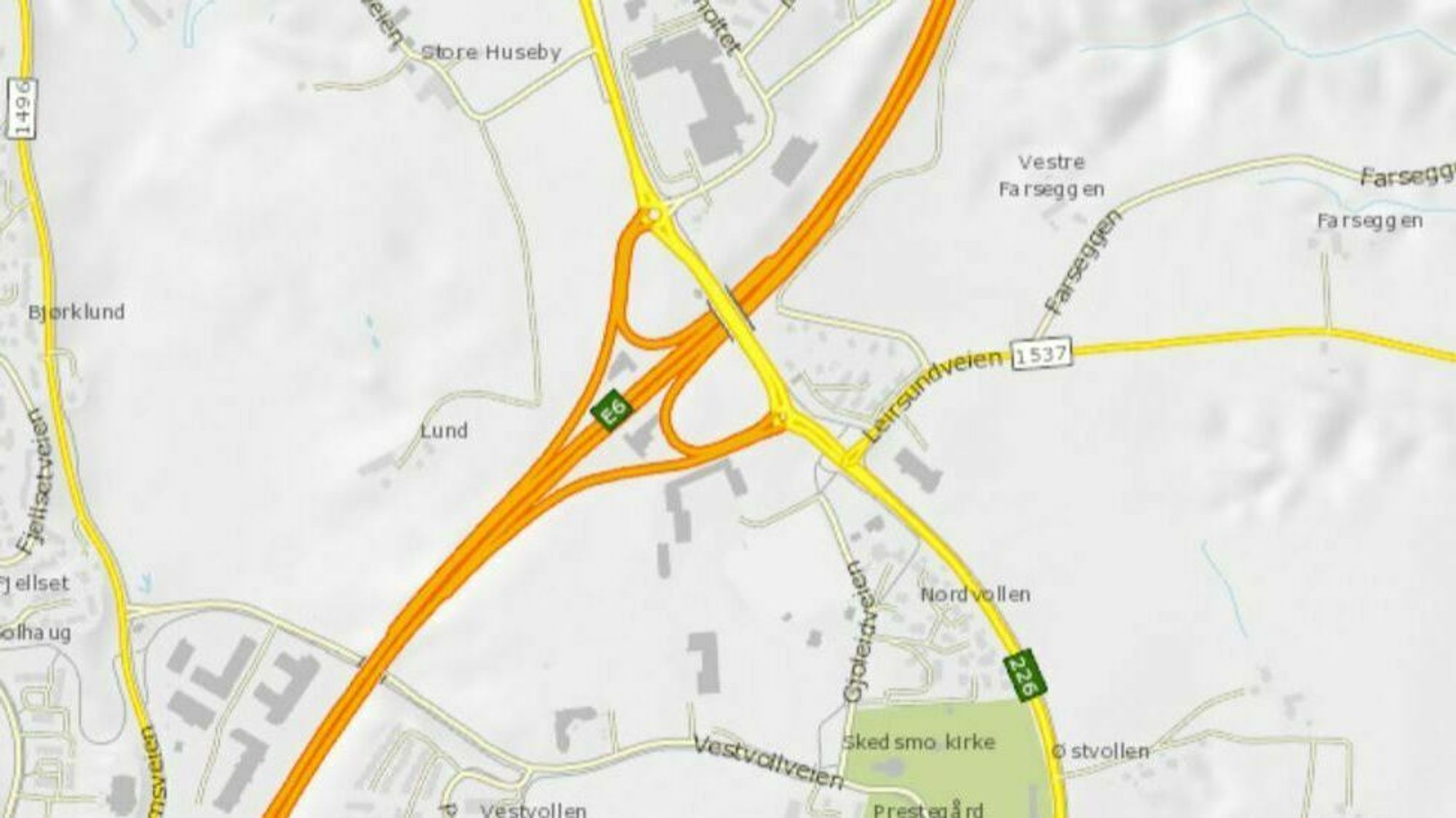 Dette toplanskrysset på E6 ved Skedsmovollen på Romerike skal rustes opp.