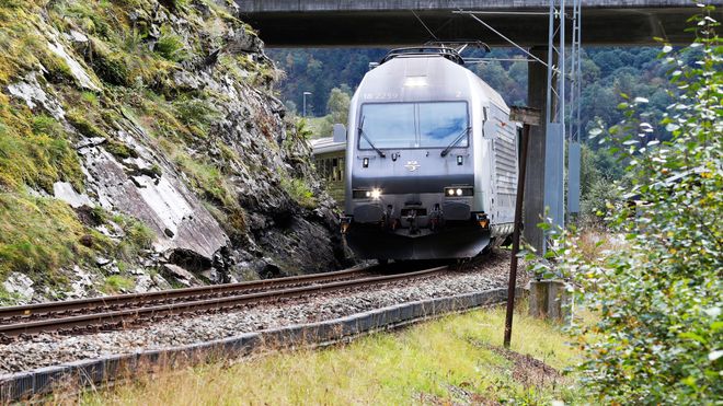 Signalanlegget er så gammelt at det ikke finnes deler lenger. Nå starter endelig arbeidet med å skifte det ut