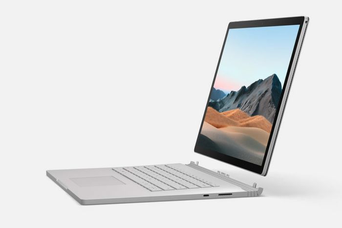 Skjermen på Surface Book 3 kan tas av og snus, eller man kan bruke skjermen som et nettbrett (prosessoren sitter i skjermen).