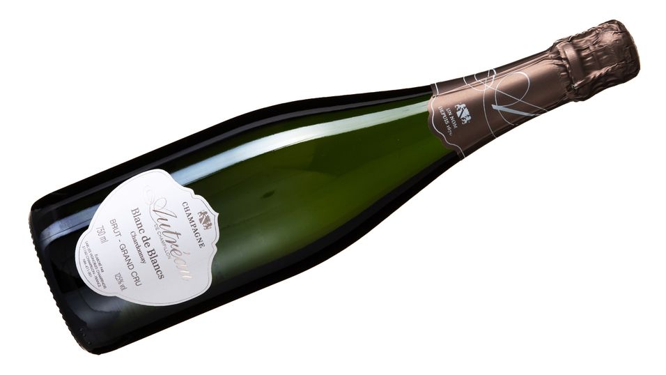 Planlegger du sjømat på 17. mai, gå for denne champagnen i Planlegger du sjømat på 17. mai, gå for denne champagnen i