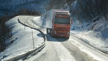 LO og NHO foreslår tiltakspakke for fylkesveier i Troms og Finnmark