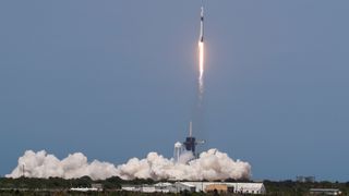 Skrev romfartshistorie: Vellykket oppskyting for SpaceX