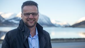 /2584/2584397/Nandor%20Helgheim.300x169.jpg