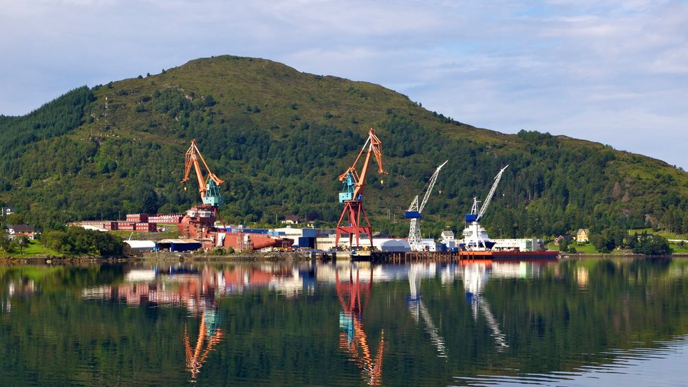 Kleven Verft har til sammen 435 ansatte. Alle håper på nye eiere som vil satse videre på et stort og moderne verft.