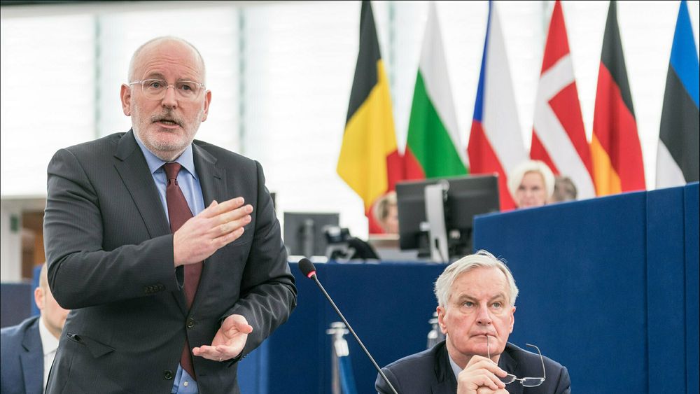 EU-kommisjonens visepresident Frans Timmermans presenterte i går EUs nye hydrogenstrategi. I prosessen mottok han en brev fra Equinor og 32 andre gassprodusenter, hvor EU ble oppfordret til å sidestille blått og grønt hydrogen.