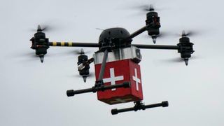 Kan være blant de første i verden: Skal teste blodprøve-droner i aktivt luftrom