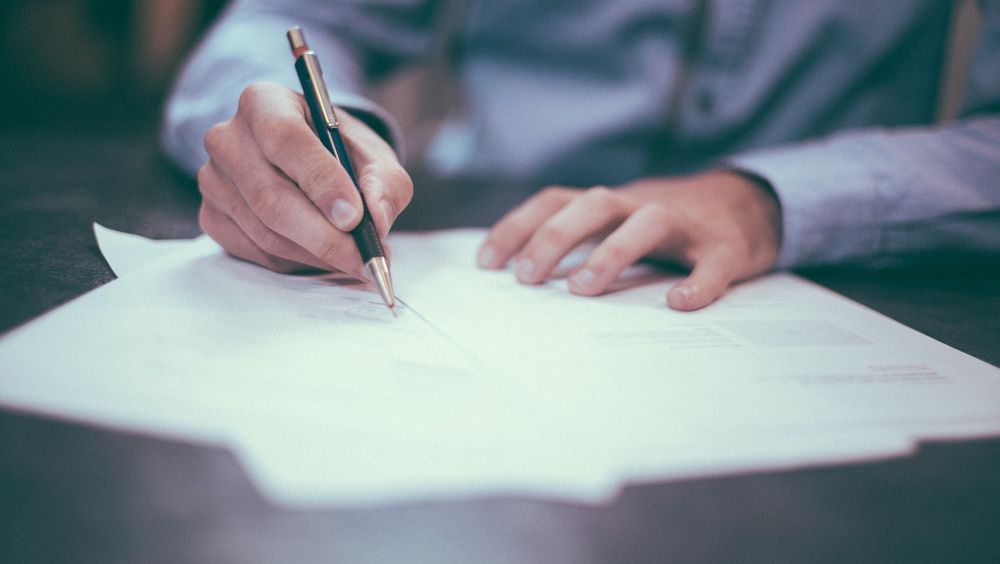 Målgruppen for standarden er aktører som anskaffer prosjekterings- og rådgivningstjenester i en profesjonell sammenheng. 